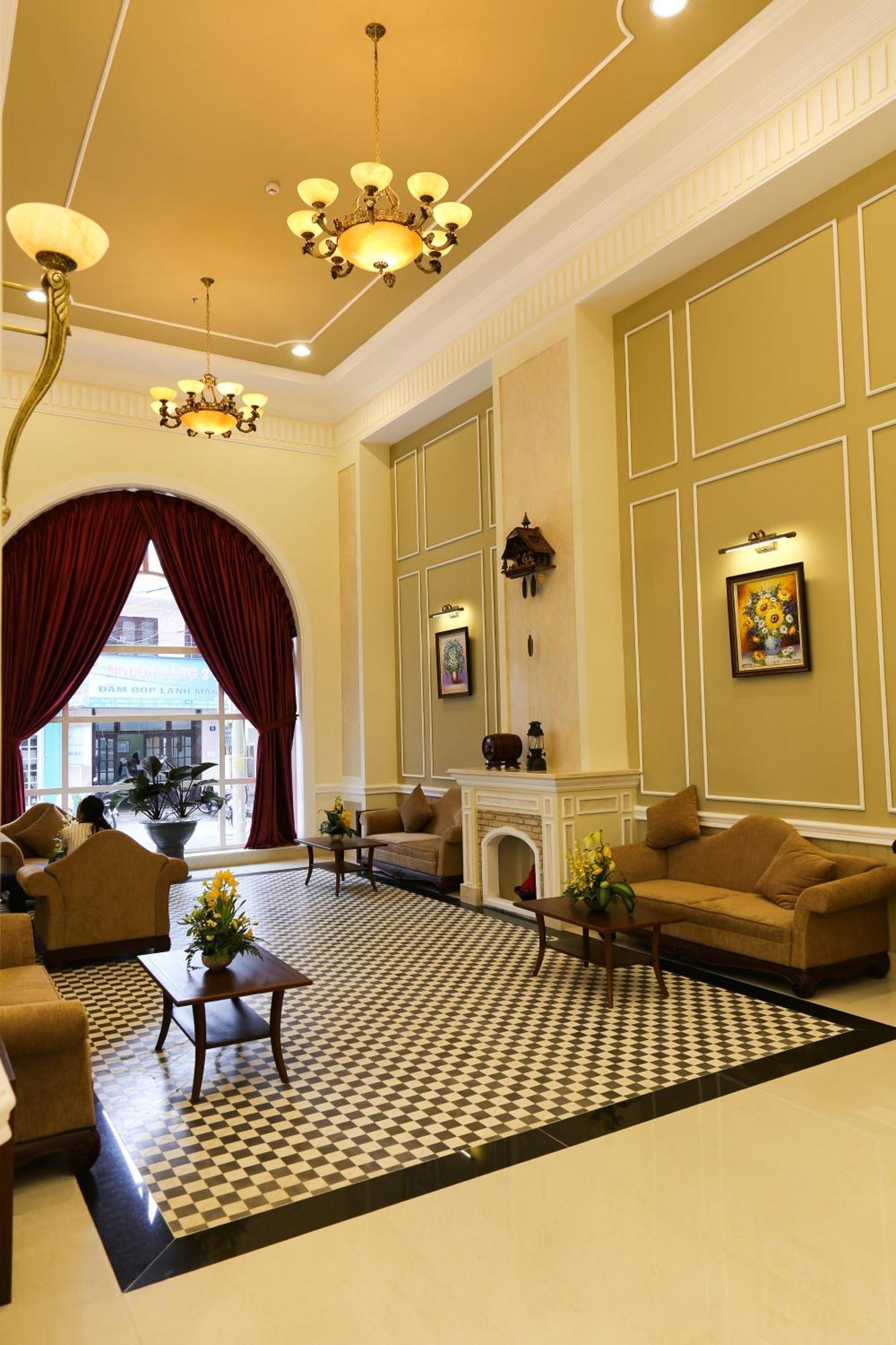 Iris Dalat Hotel Экстерьер фото